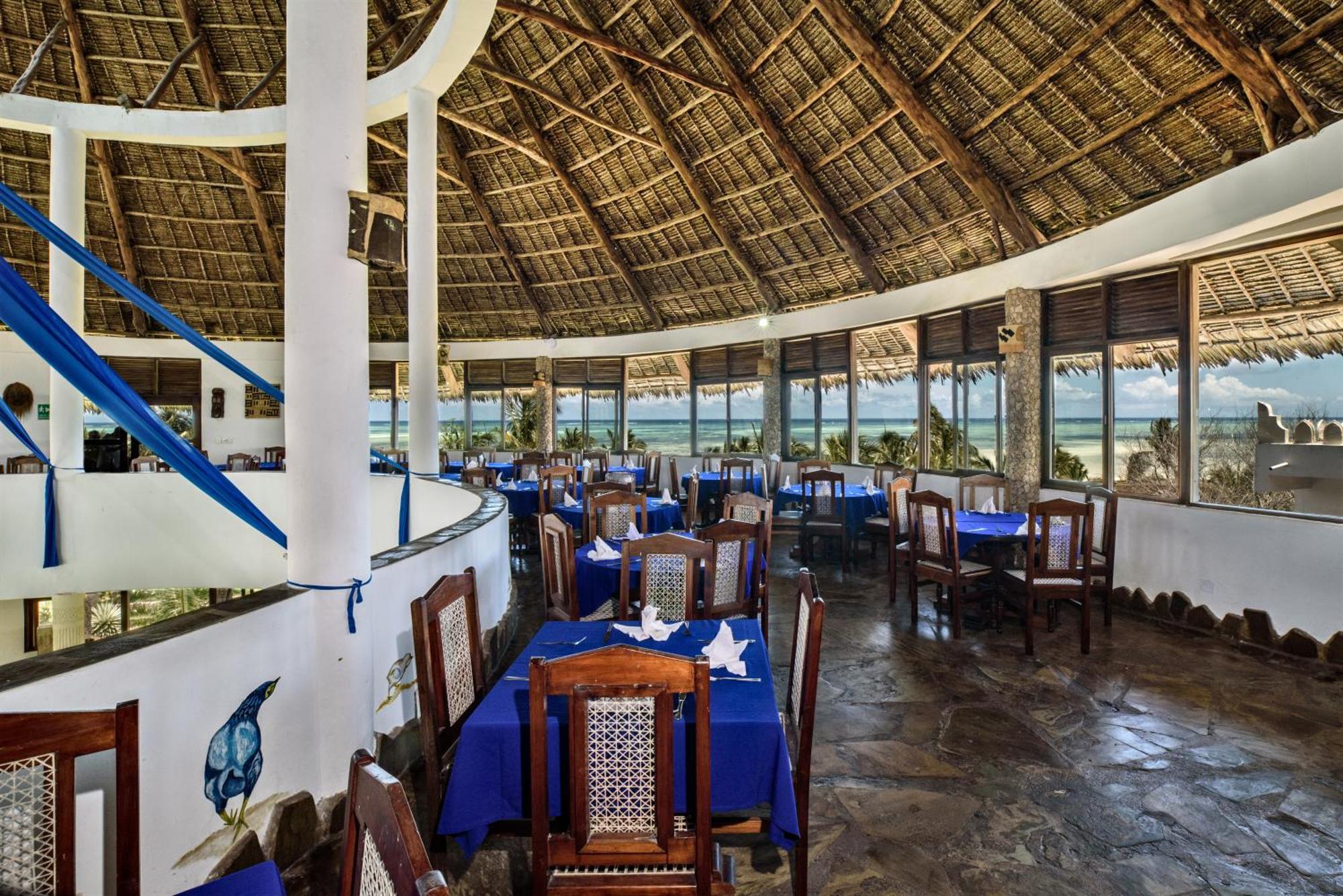 Jacaranda Beach Resort 와타무 외부 사진