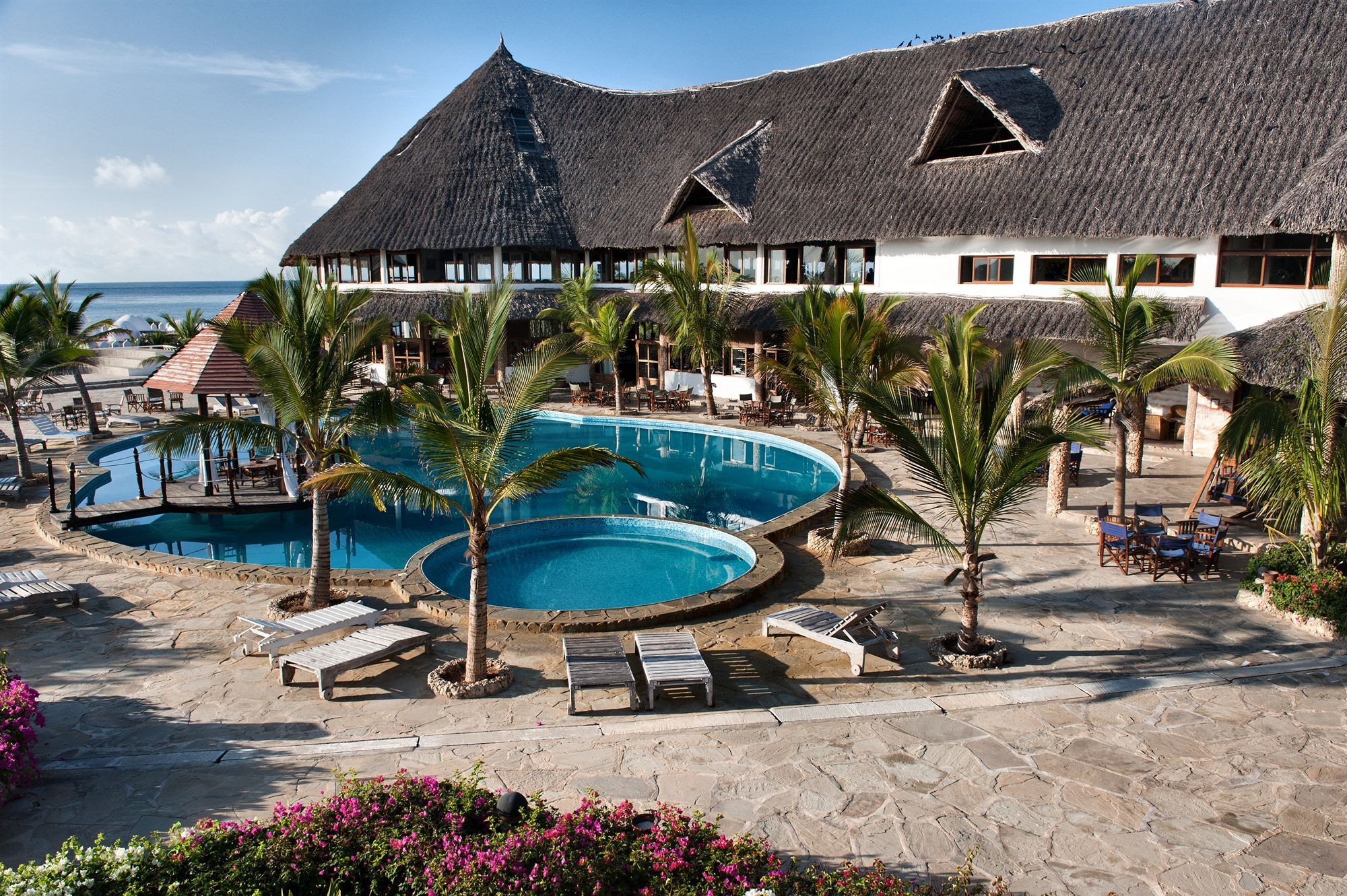 Jacaranda Beach Resort 와타무 외부 사진